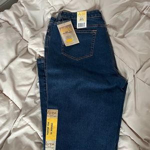 Wrangler Aura Jeans for women -  16 Average length - NEW